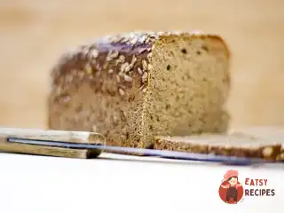 Коричневий хліб на соді з висівками