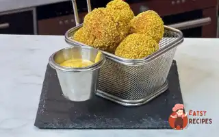 Курячі Пончики У Фритюрі З Соусом Каррі-Майо
