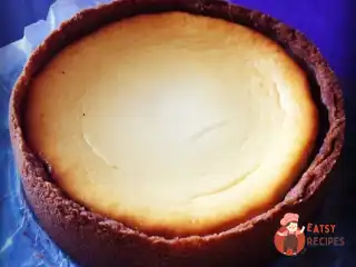 Чізкейк з горіховою основою