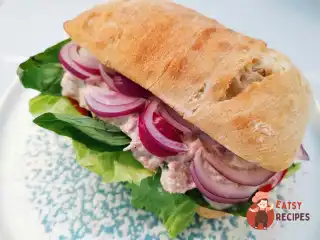 Сендвіч з тунцем