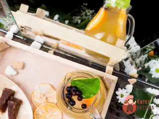 Мікс білого чаю з ромашкою, мелісою, бузиною та липою