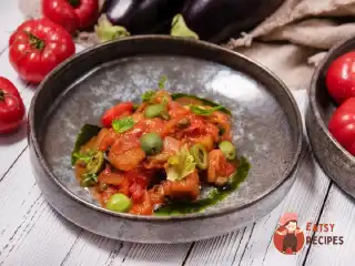 Капоната з баклажанів та оливок ночелару