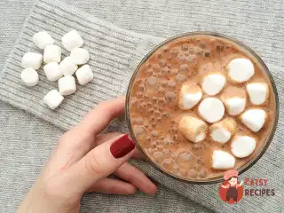 Шоколадний чай латте
