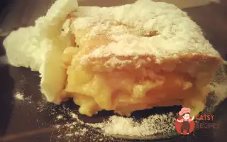 Пиріг З Персиками Та Пломбіром