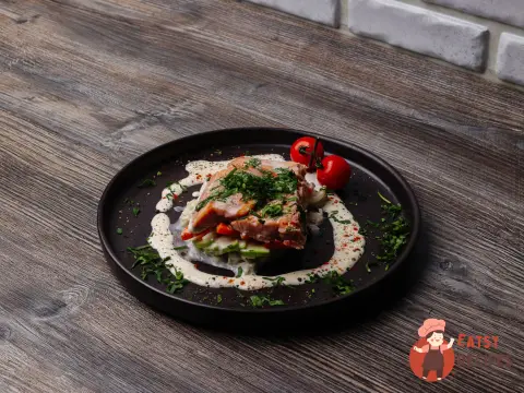 Горбуша, запечена з рисом і овочами