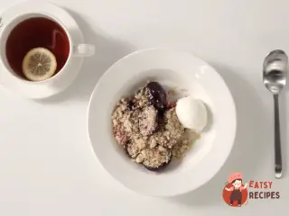 Крок 2: Крамбл зі сливи
