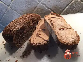 Печінковий паштет із кедровими горішками