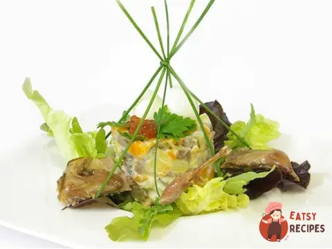 Олів'є з рябчиками та раковими шийками