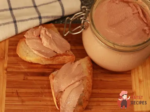Паштет з курячої печінки з коньяком