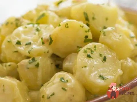Картопляний салат із часником