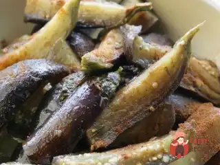 Баклажани у лимонно-часниковому маринаді