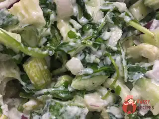 Салат з фенхелем, руколою та сиром рікотта