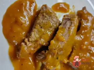 Крок 10: Медальйони з яловичої вирізки в медово-гірчичному соусі з лимонним перцем