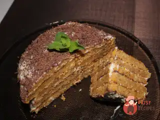 Морквяний торт без борошна