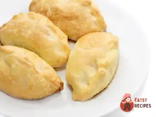 Картопляні пироги із зерненим сиром