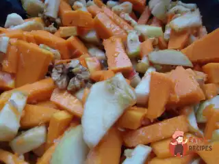 Салат з гарбуза з яблуками