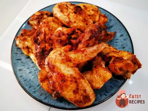 Курячі крильця каррі в духовці