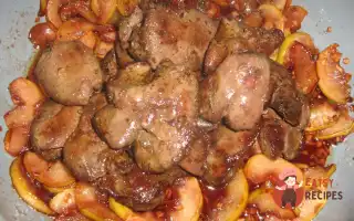 Куряча Печінка З Яблуками Та Імбиром