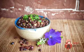 Лобіо З Горіхами Та М'яТою