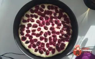 Тарт З Сиром Та Вишнею