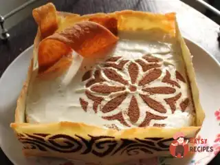 Торт з яблуками, апельсином та пастилою