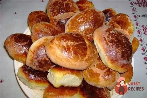 Пироги з солодкою начинкою