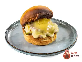 Сендвіч із рваною свининою