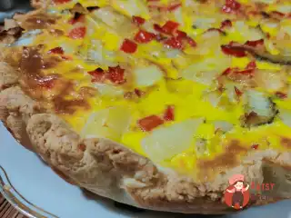 Кіш із рибою