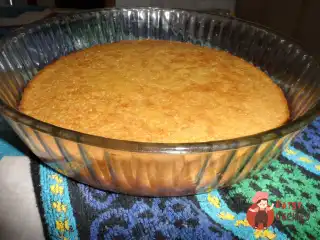 Морквяний пиріг з арахісом та лимонною цедрою