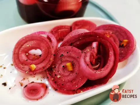 Маринована медова цибуля до м'яса