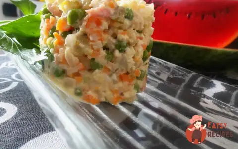 Салат олів'є з кольрабі