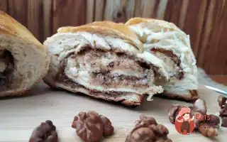 Сдобний Рулет Із Волоськими Горіхами
