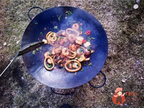 Садж із морепродуктами