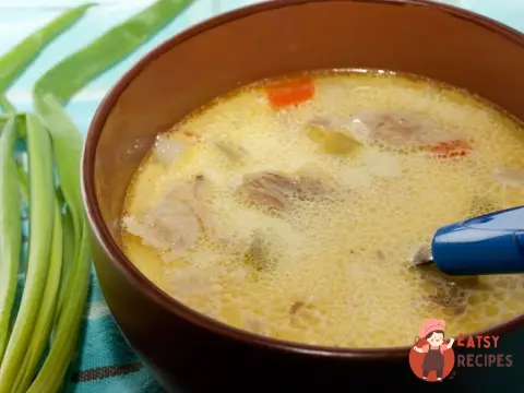 Зимовий курячий суп з вершками та каррі