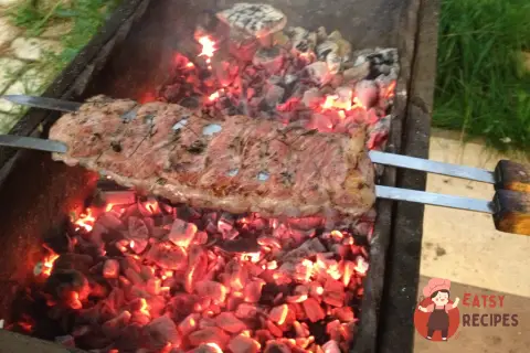 Свинячі реберця стрічкою
