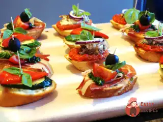 Пінчос з хамоном, сардинами чи цукіні