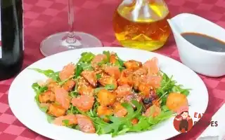 Салат З Руколою, Куркою Та Грейпфрутом.