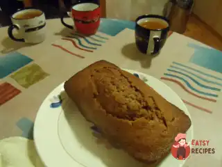 Кекс з яблуками та грушами