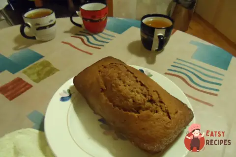 Кекс з яблуками та грушами