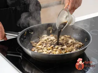 Крок 5: Човники з кабачків із тофу та грибами