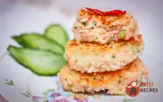 Англійські Котлети З Лососем, Броколі Та Картопляним Пюре.