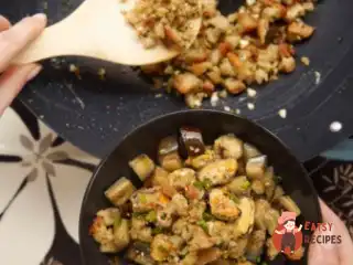 Баклажани в кисло-солодкому соусі