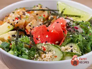 Поки з лососем та соусом ніккей