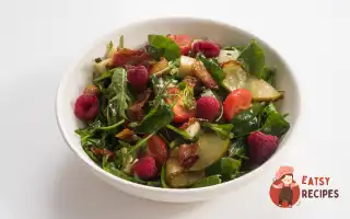 Салат З Копченим Беконом, Грушею Та Блакитним Сиром