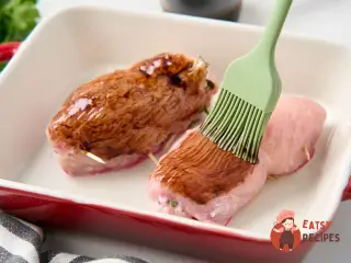 Крок 6: Курячі рулетики з брусницею