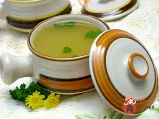 Пряний овочевий бульйон