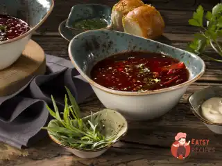 Борщ український з пампушками