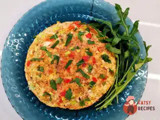 Яєчня з перцем раміро