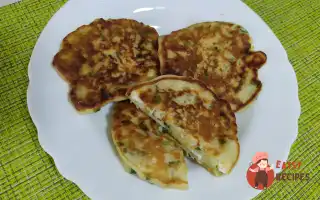 Оладки З Яйцем І Зеленою Цибулею