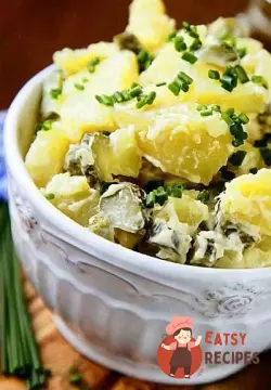Німецький картопляний салат із беконом